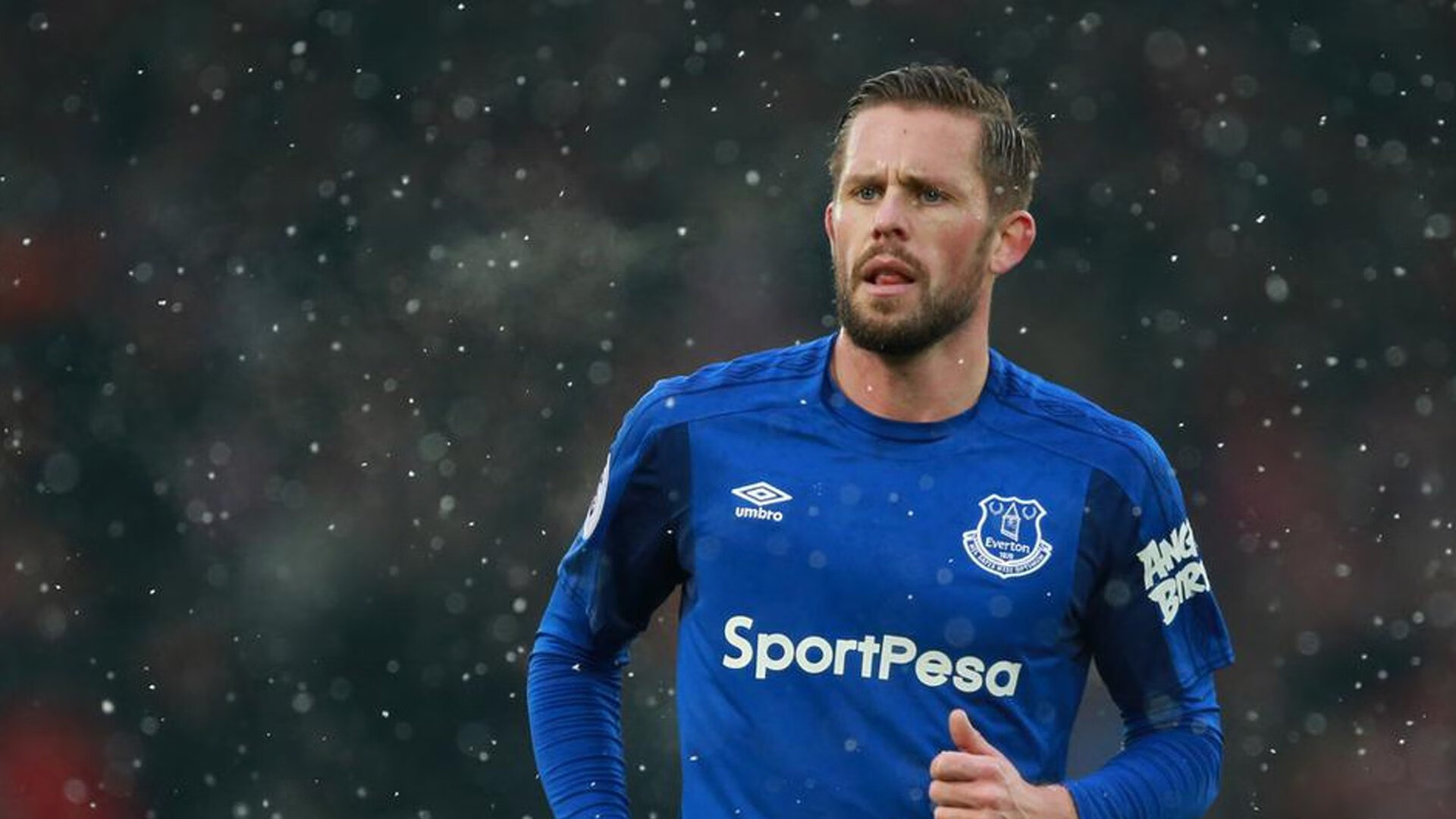 爱游戏官网下载-王者归来！阿森纳终结不胜狂胜，姆巴佩球迷震天助威燃爆全场